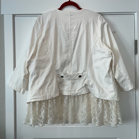 Torrid Ivory 2x Plus Size Lace Detail Blazer/Military Jacket - Picture 11 of 13